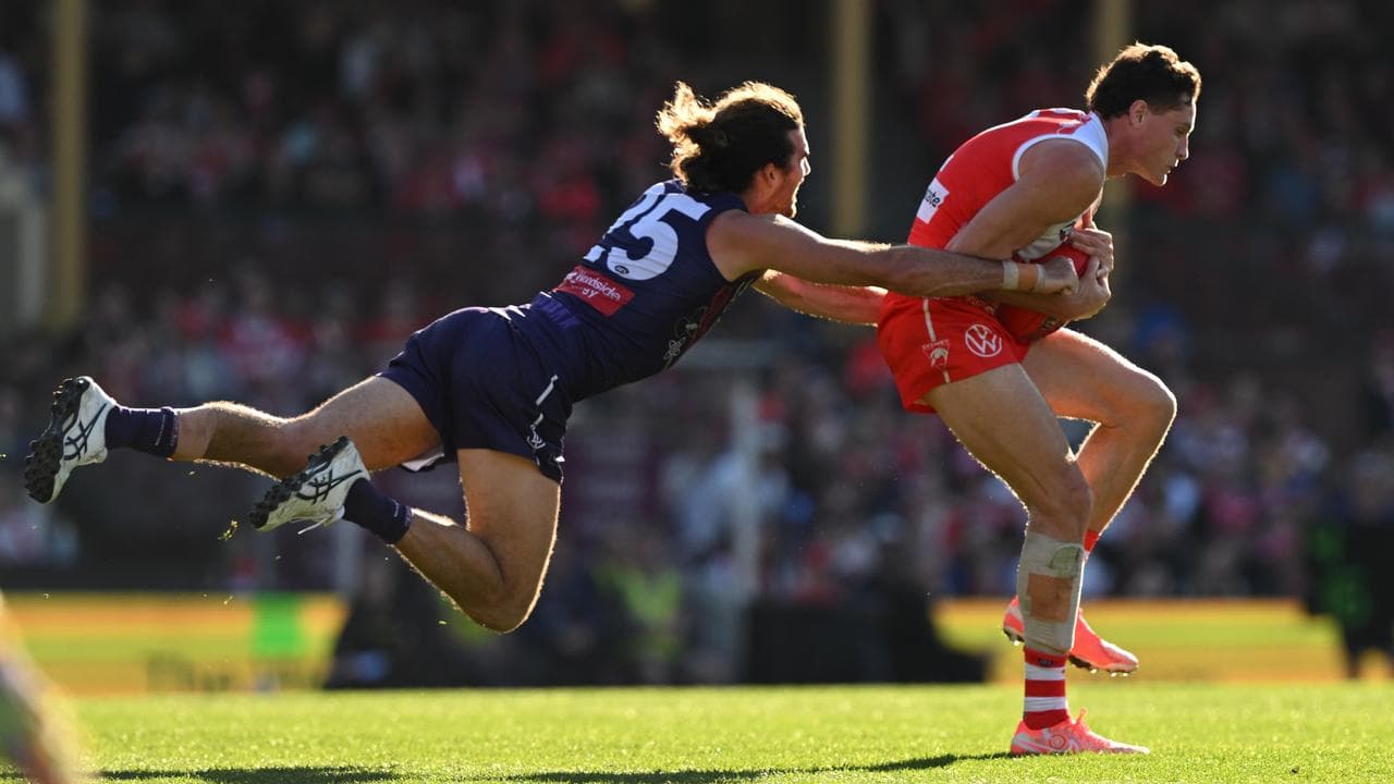 (L-R) Alex Pearce and Hayden McLean.