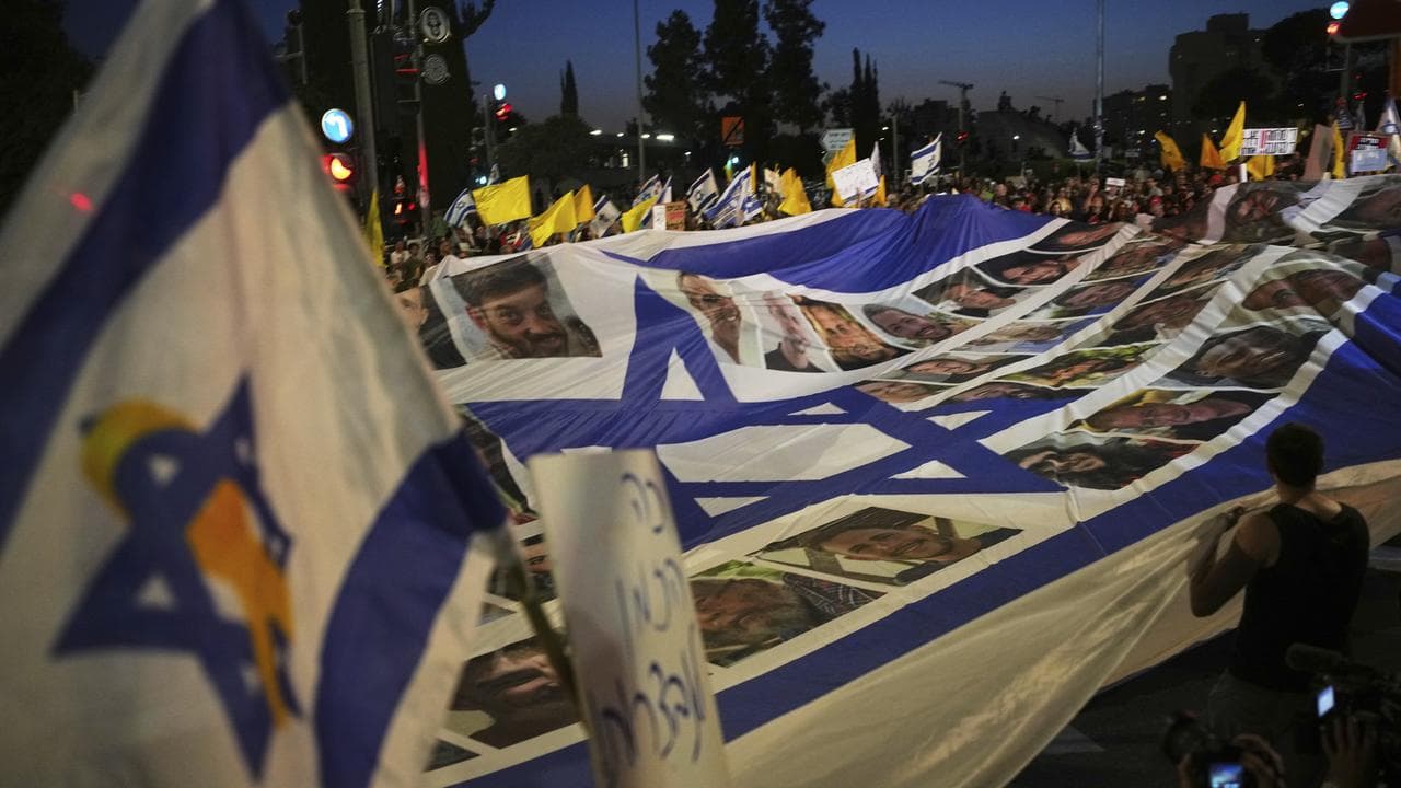 Israeli relatives and supporters of hostages