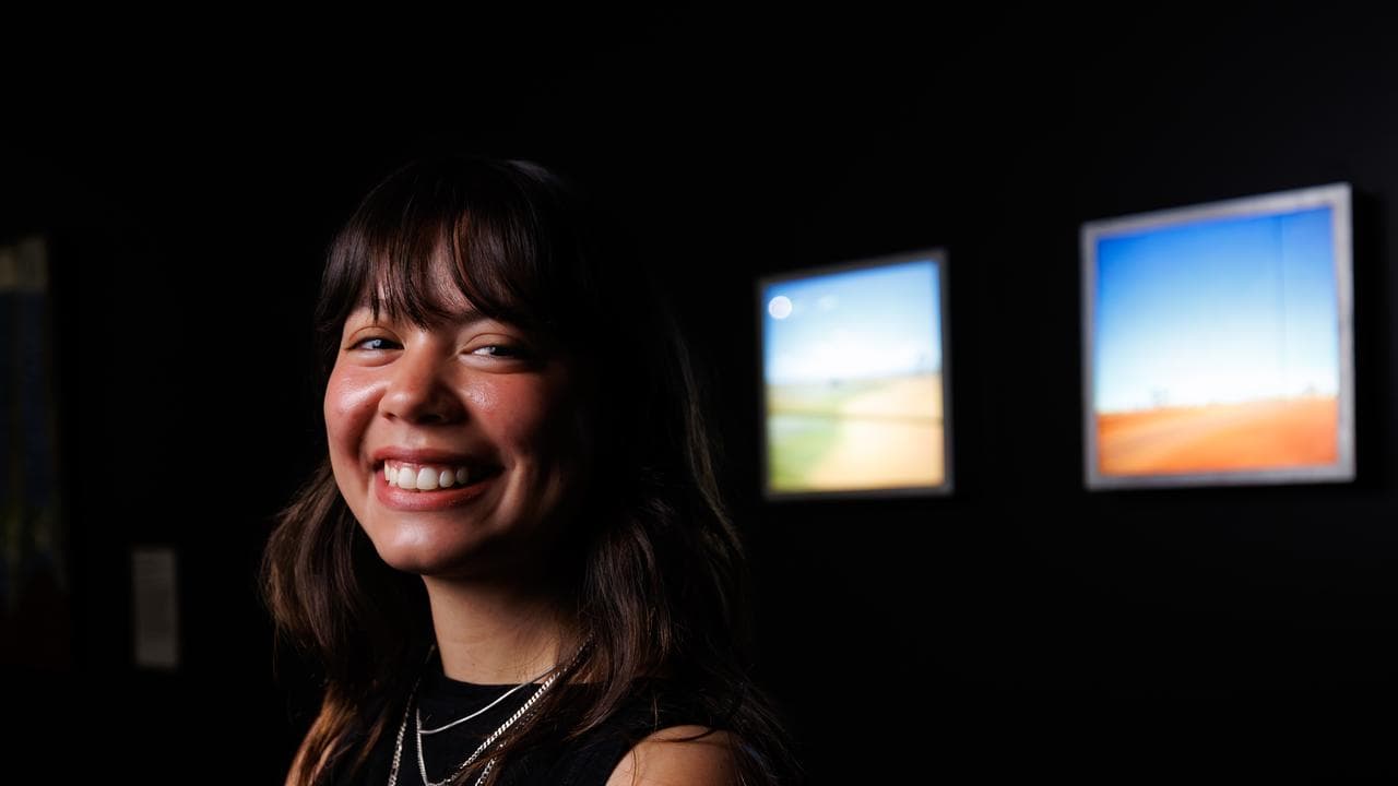 Artist Jankarli Felicitas Romanis