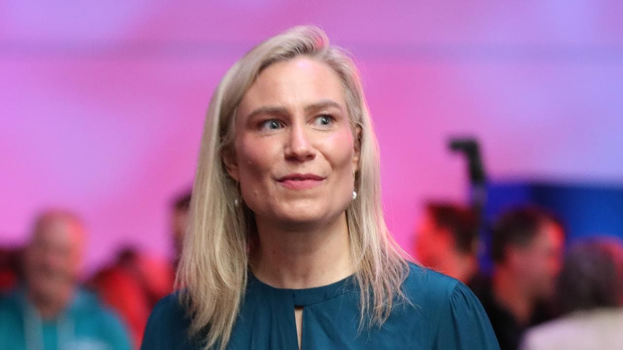 Independent Kristie Johnston