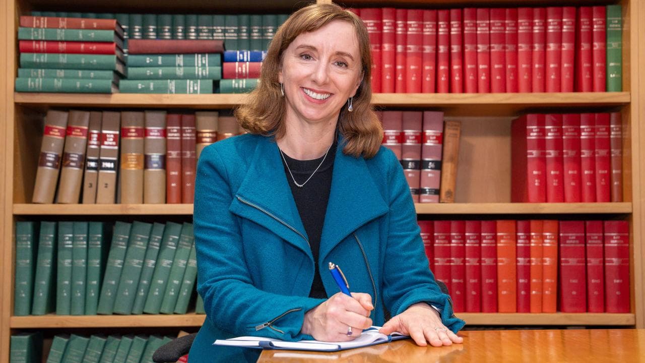 Associate Professor Helen Paterson