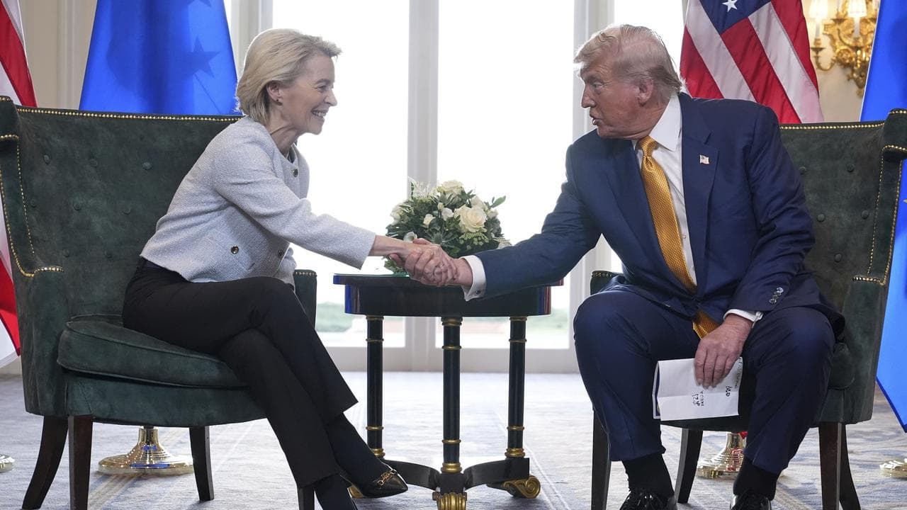 Ursula von der Leyen and Donald Trump at his golf resort in Scotland