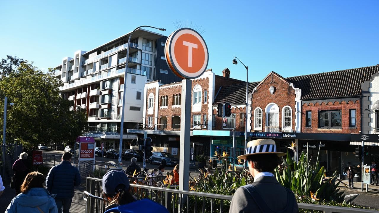 SYDNEY HOUSING STOCK