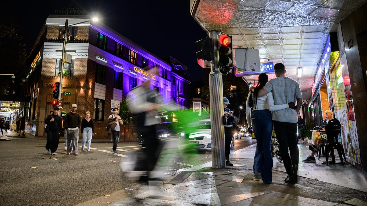 Oxford Street night scene (file)