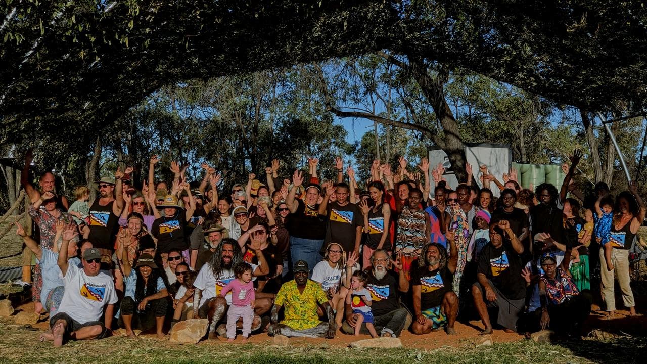 Wangan and Jagalingou custodians and supporters at the site