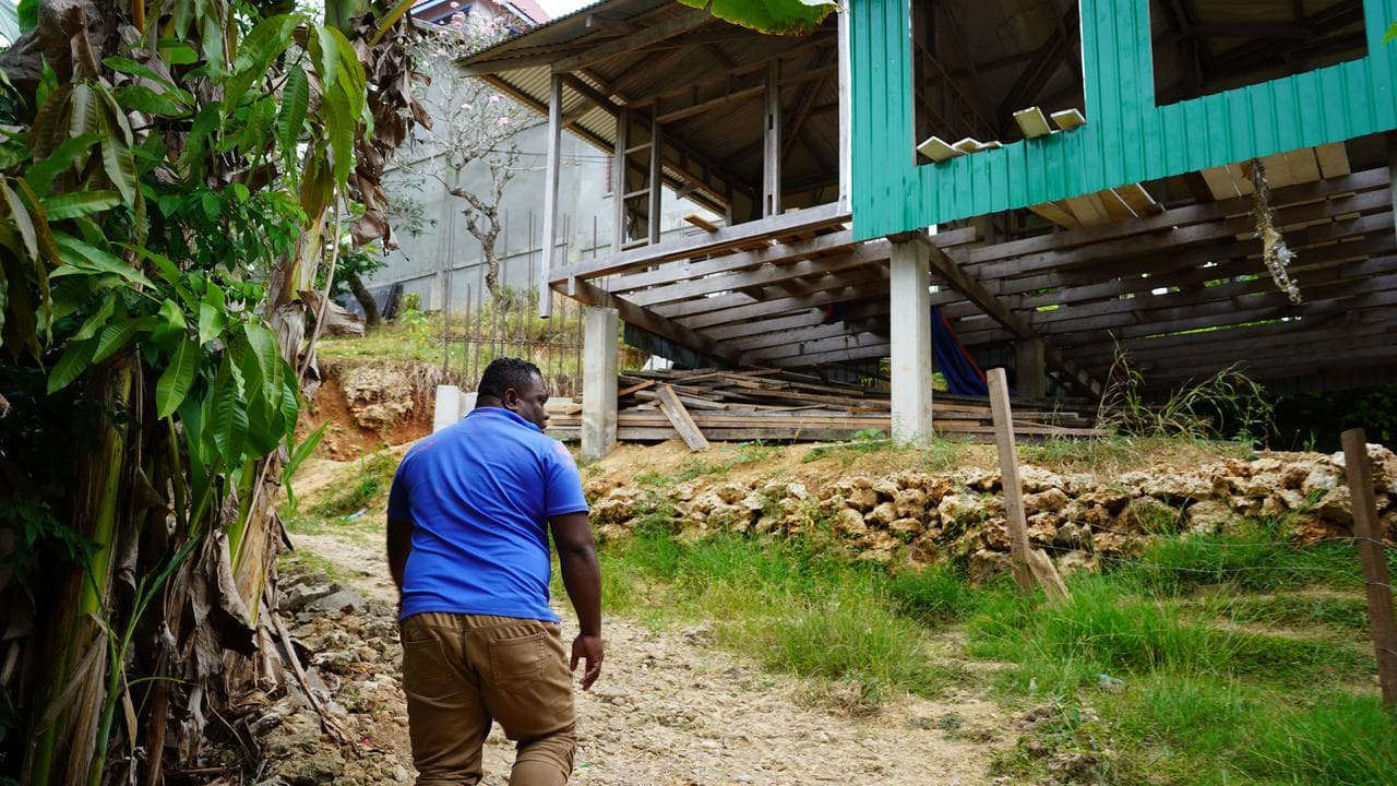 Taxi driver Waltera Foxsiamanu