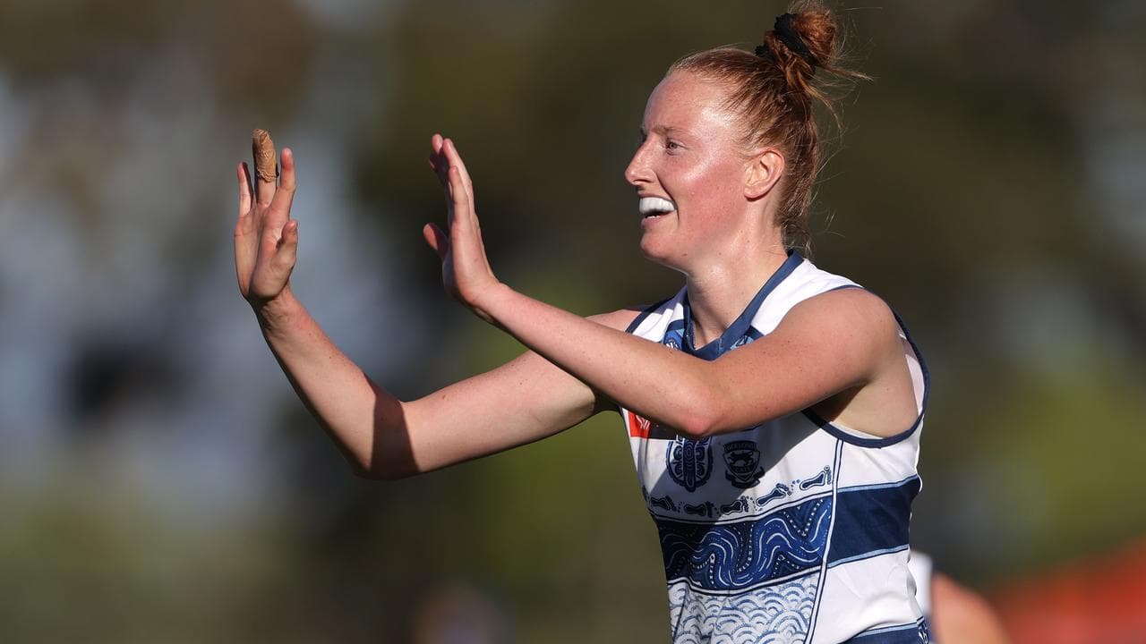 Aishling Moloney of the Cats.