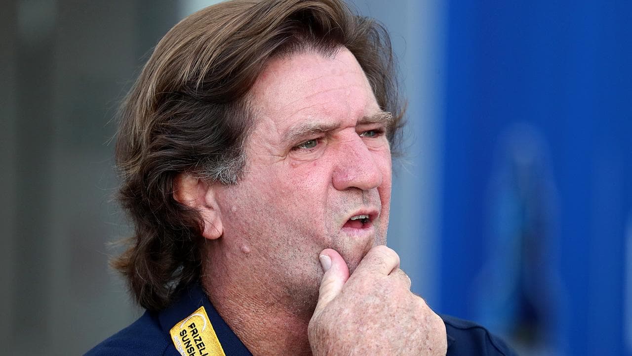 Des Hasler.