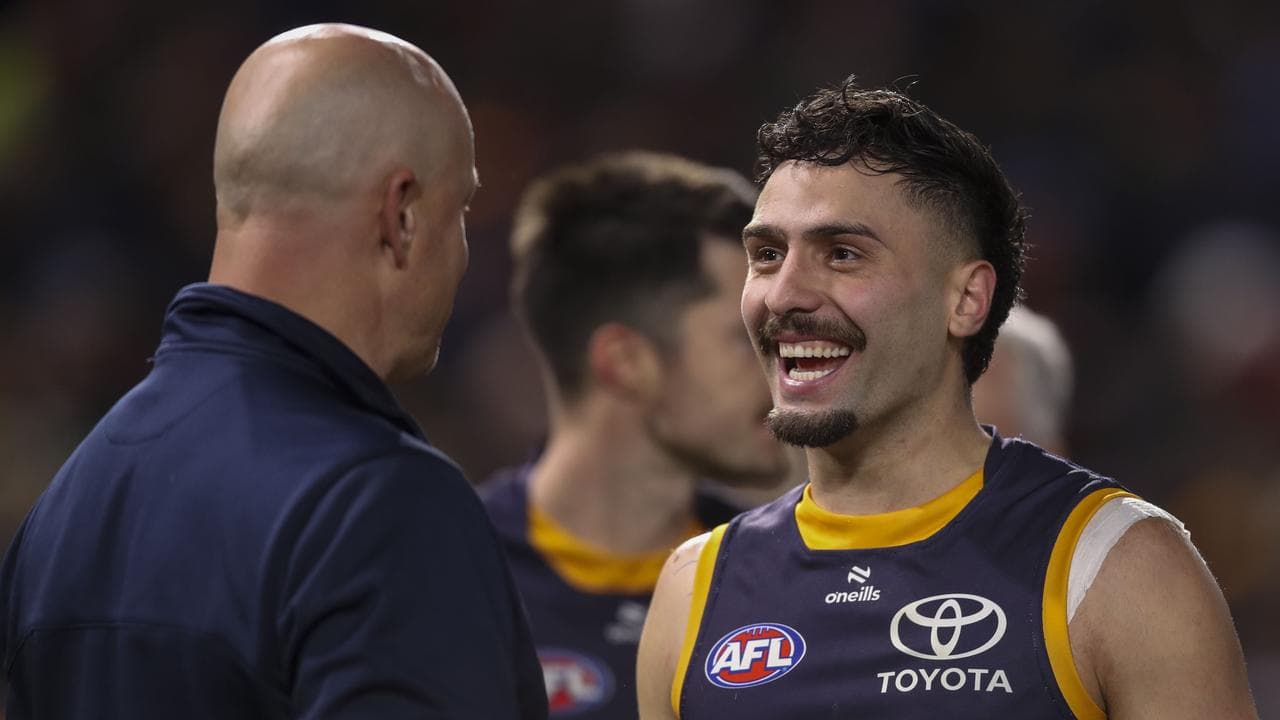 (L-R) Matthew Nicks with Izak Rankine.