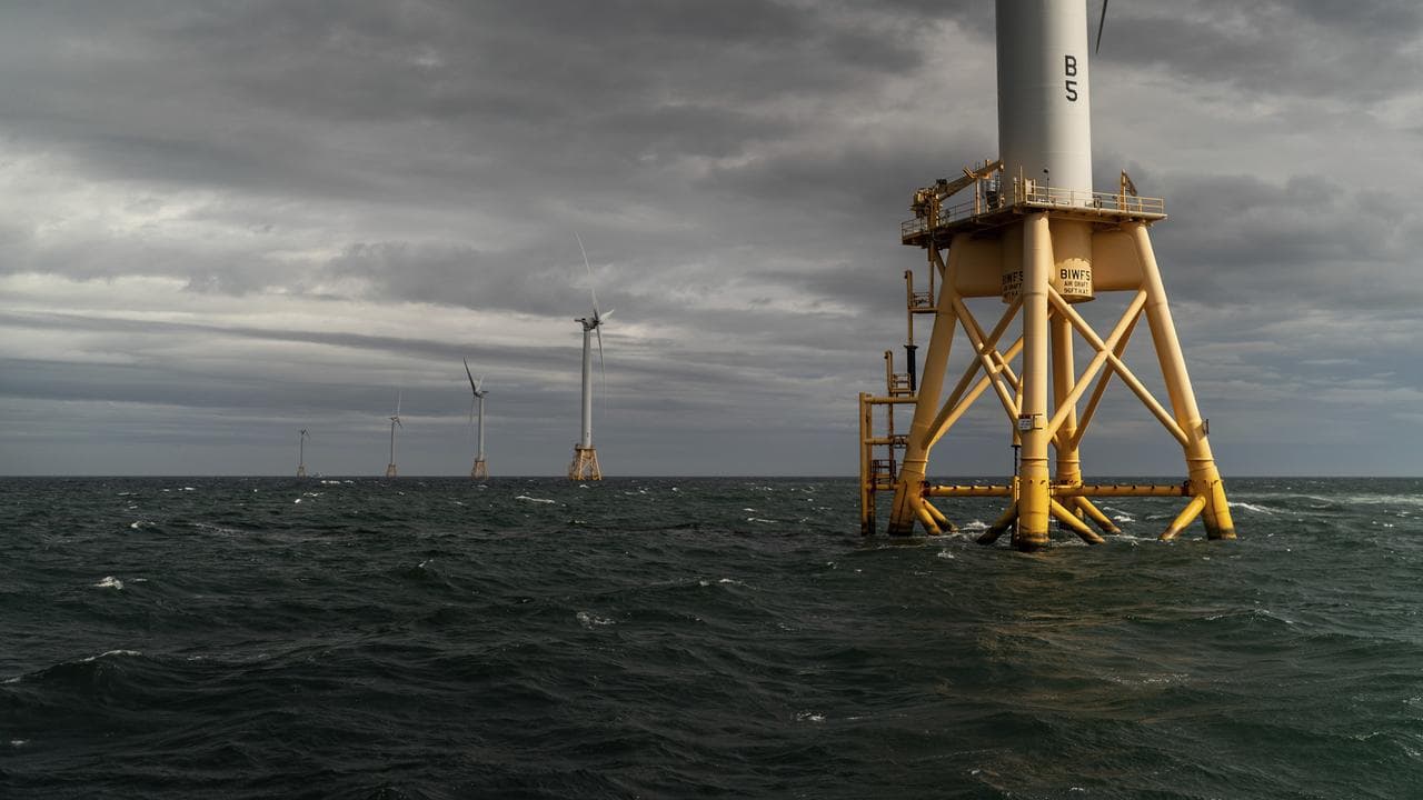 America's first offshore wind farm (file)