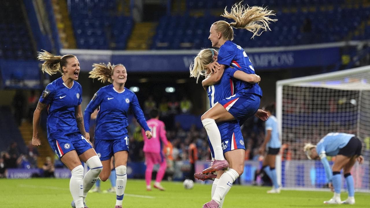 Beever-Jones and Ellie Carpenter