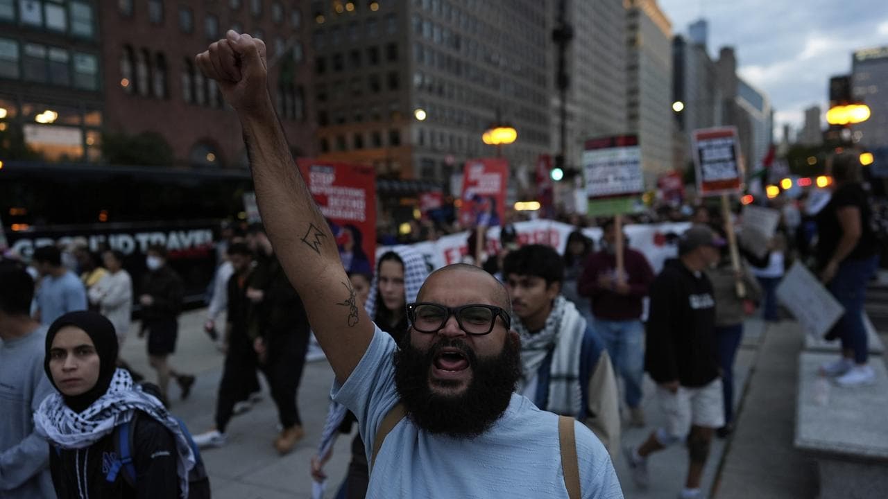 People march in Chicago