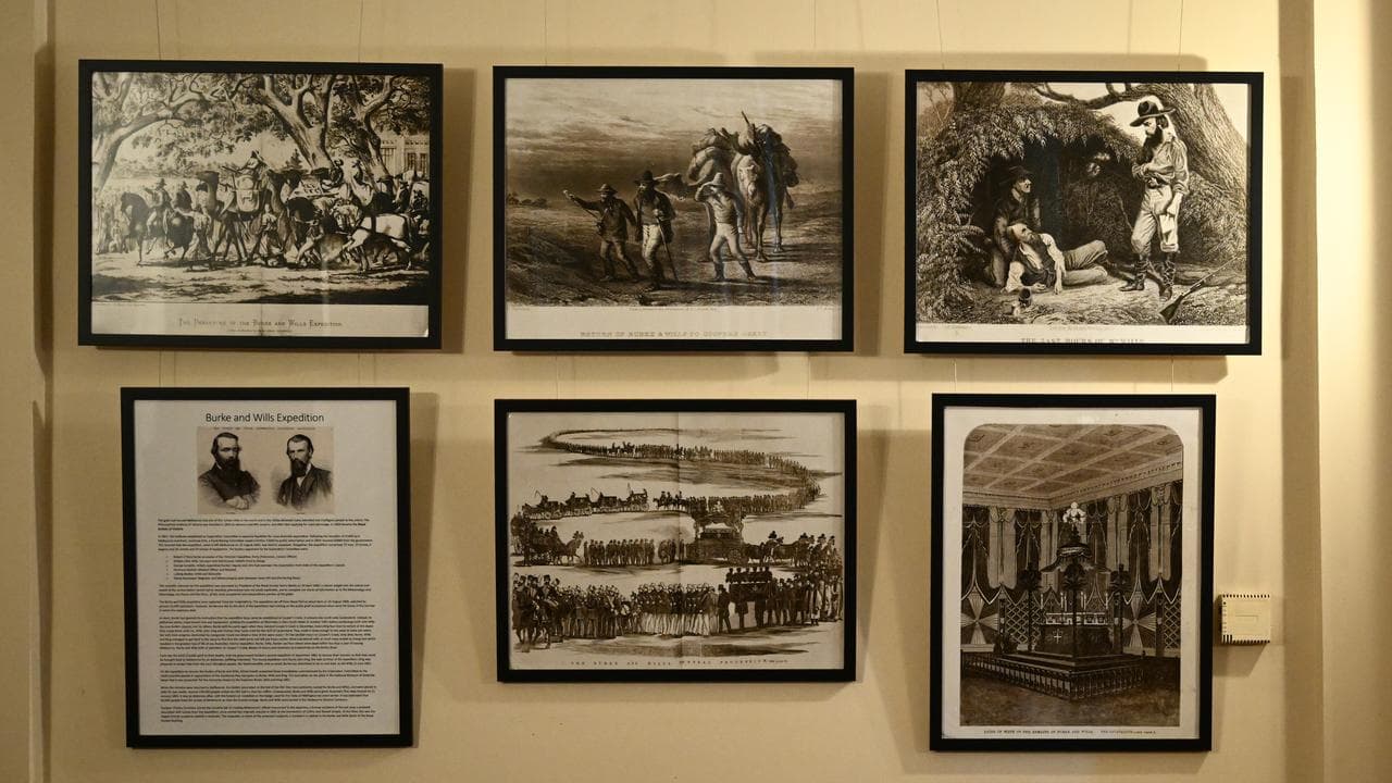 illustrations showing Burke and Wills