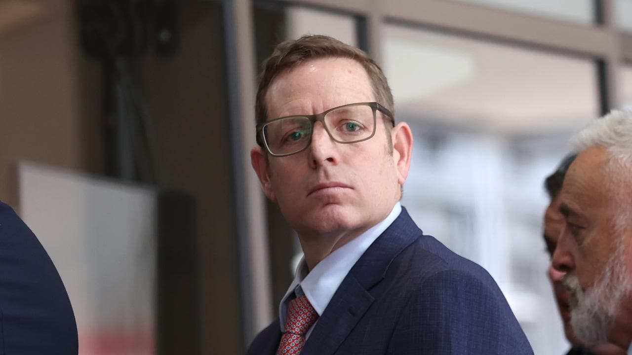 James Fitzgerald (centre)