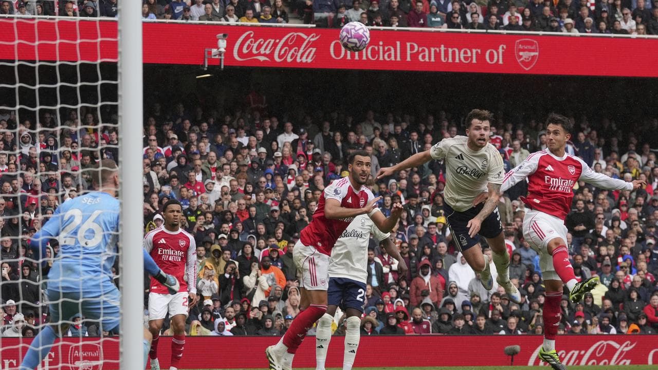 Arsenal score again through Martín Zubimendi,.