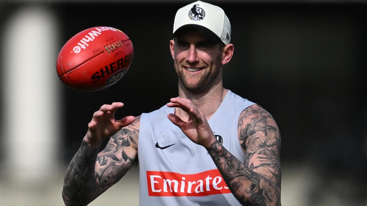 Collingwood have recalled premiershiop defender Jeremy Howe.