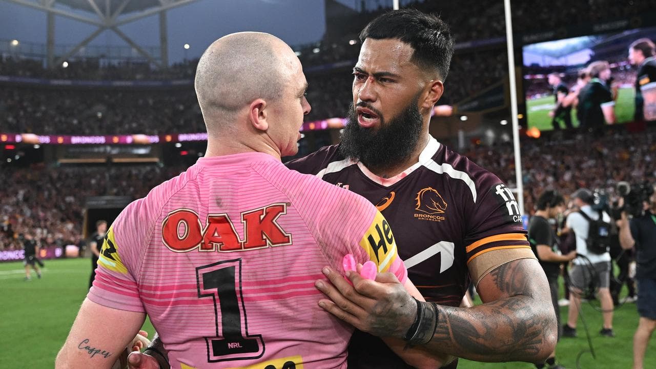 (L-R) Dylan Edwards and Payne Haas.