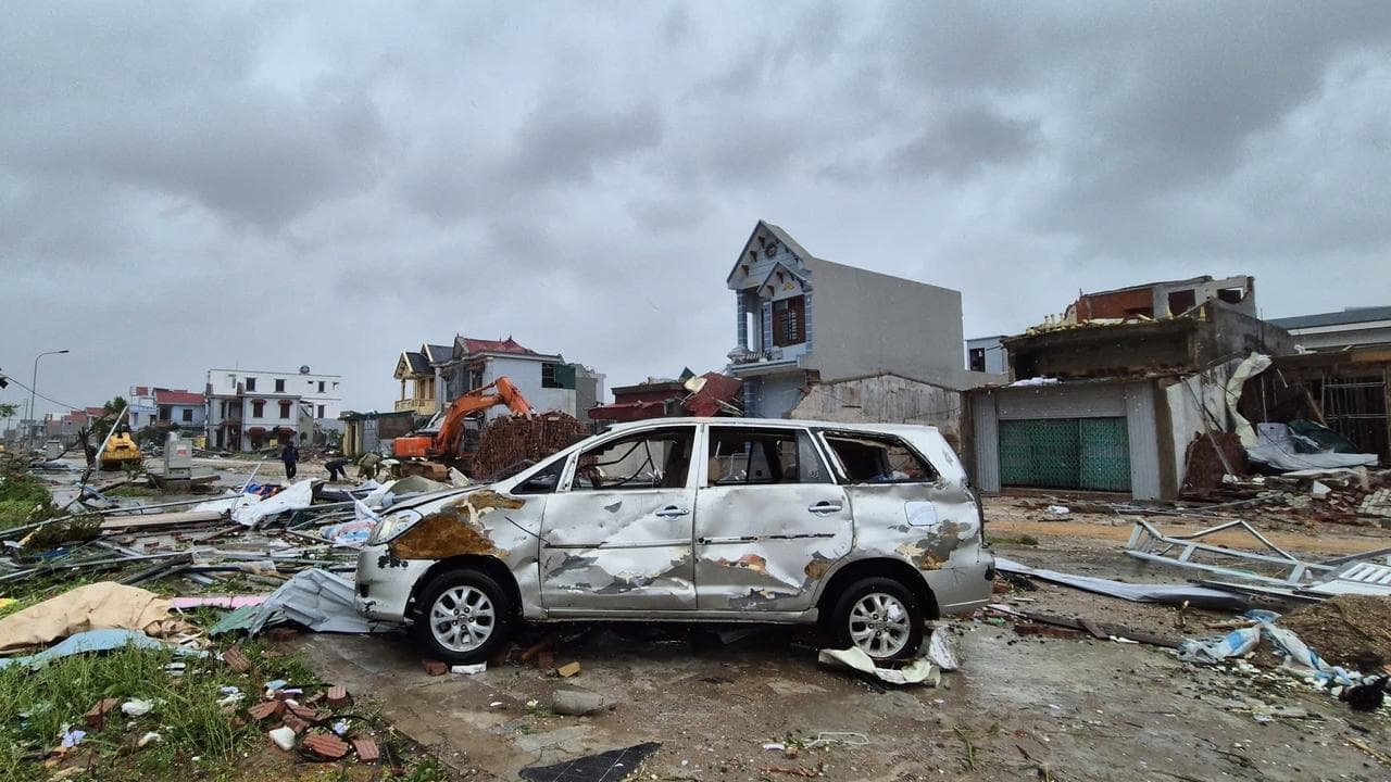 Damaged buildings in Thanh Hoa