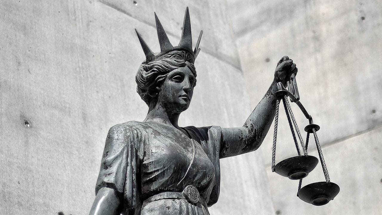 Greek God of Justice outside the Supreme Court in Brisbane