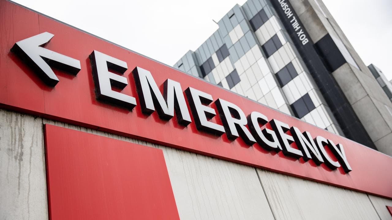 Hospital emergency department sign