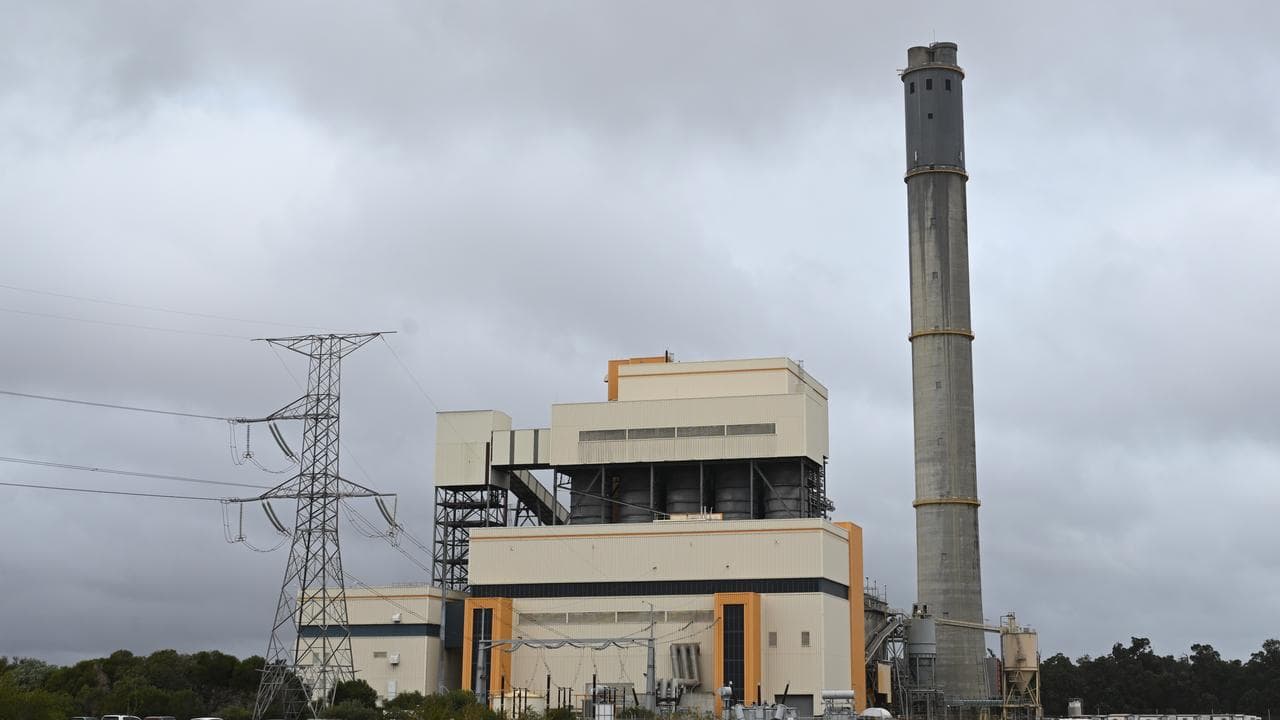 A photo of a coal power station.