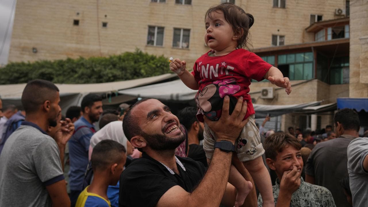 Palestinians in Gaza celebrate the Israel-Hamas ceasefire