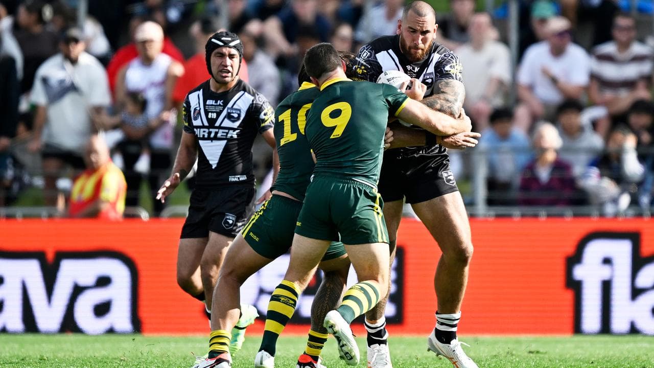 Nelson Asofa-Solomona.