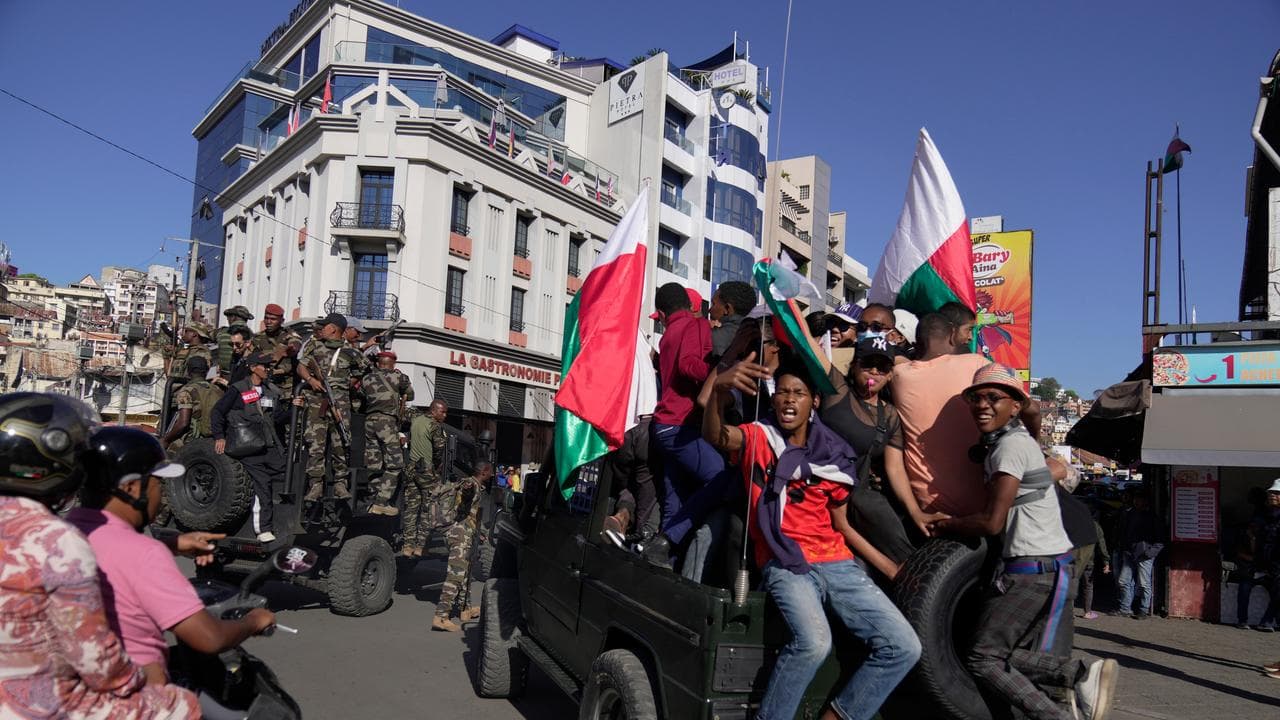 Protesters and troops