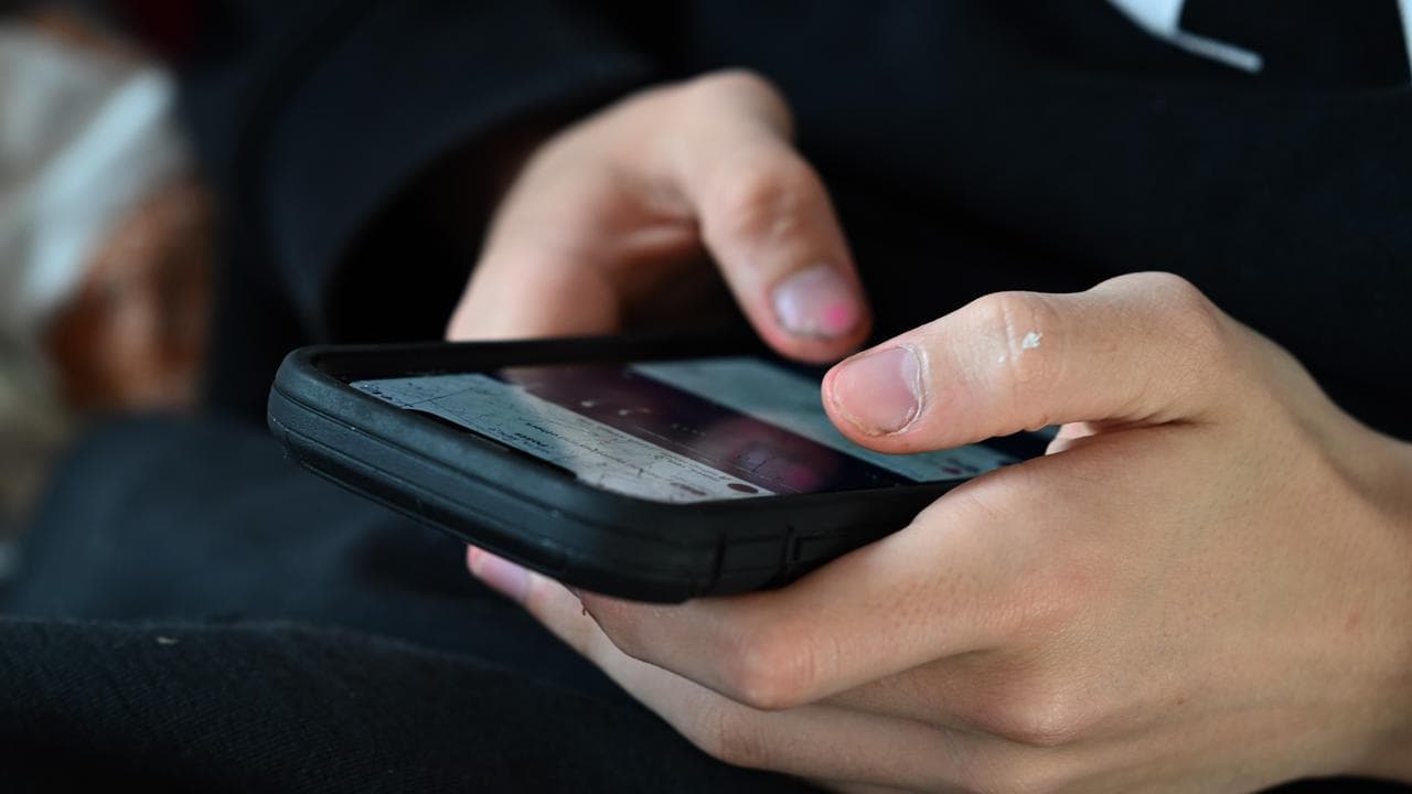 ONLINE SAFETY SOCIAL MEDIA BAN STOCK