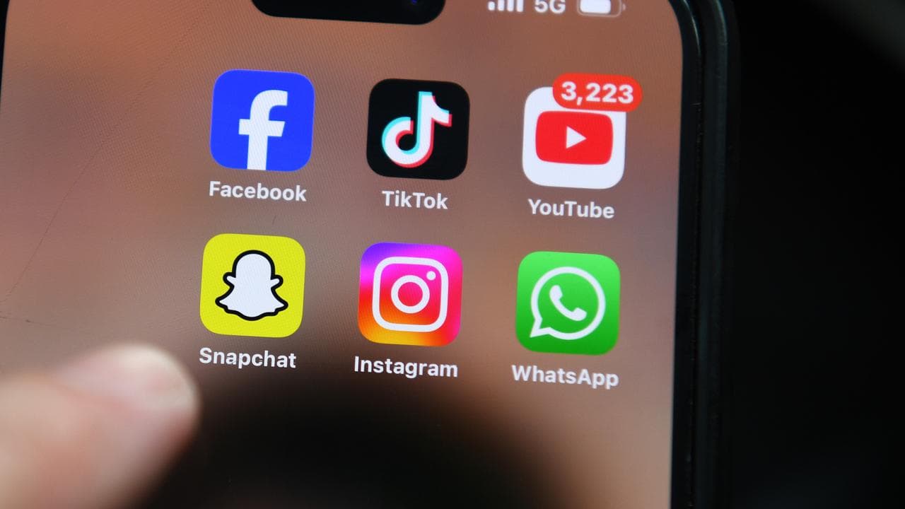 Social media apps on a phone