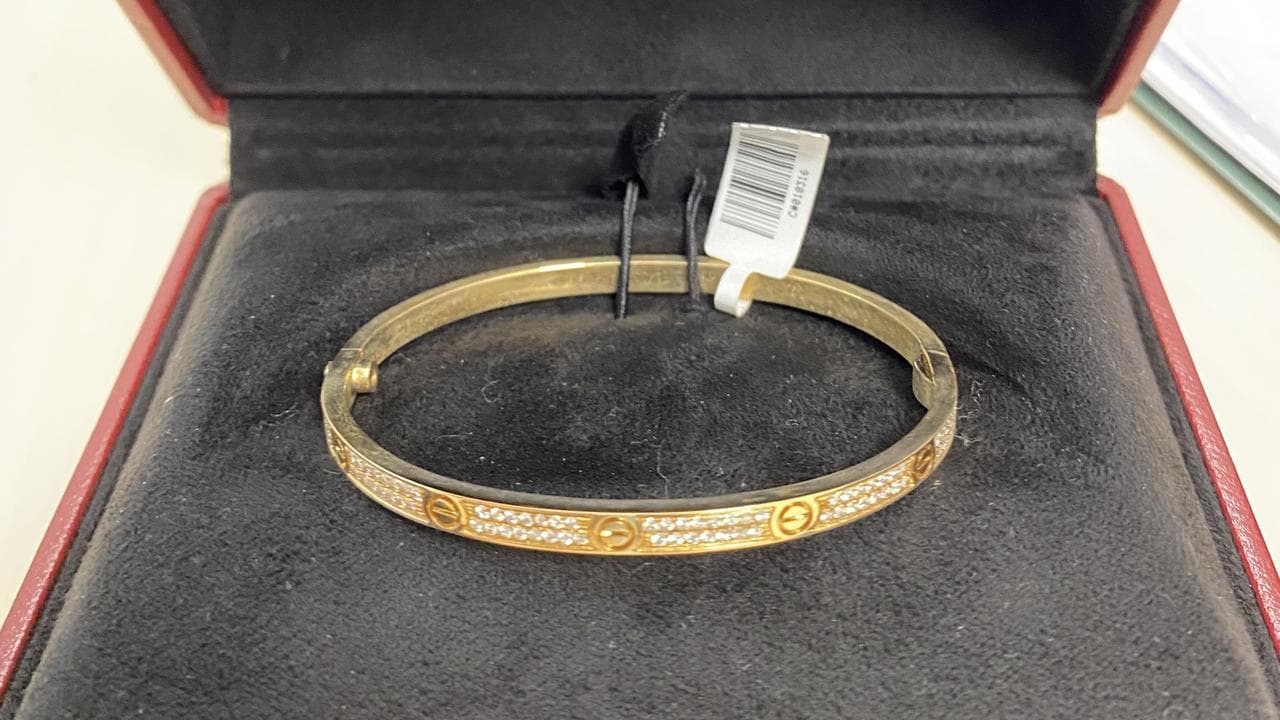 Allegedly fake Cartier