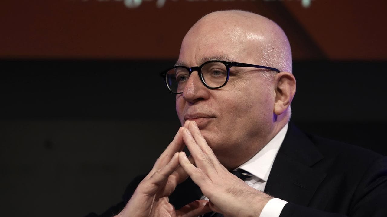 SPAIN USA LITERATURE TRUMP