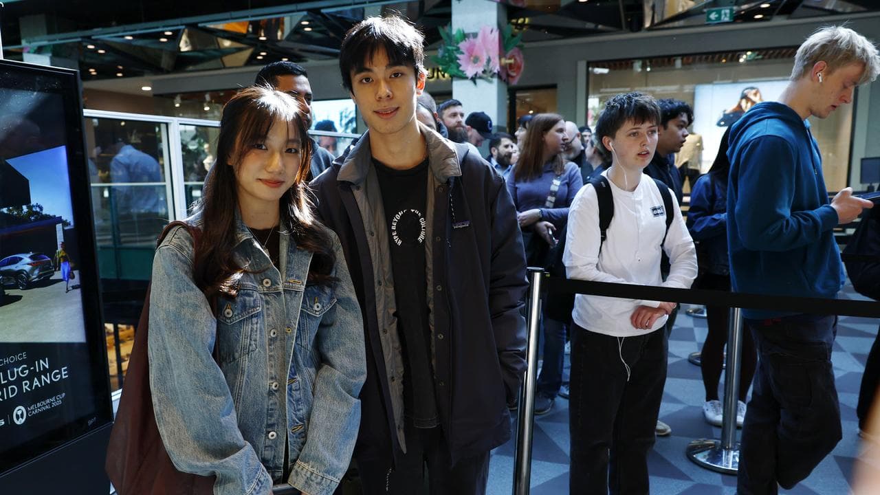 OASIS MERCH SHOP MELBOURNE