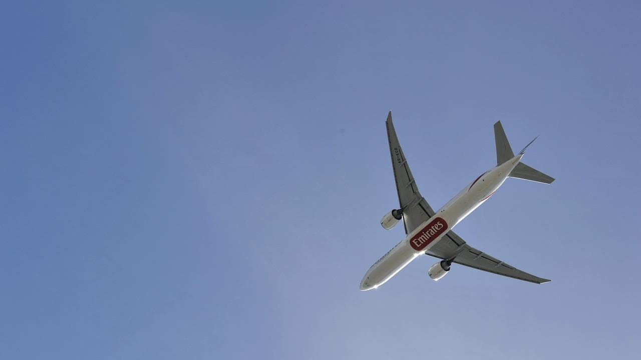 A photo of a aeroplane.