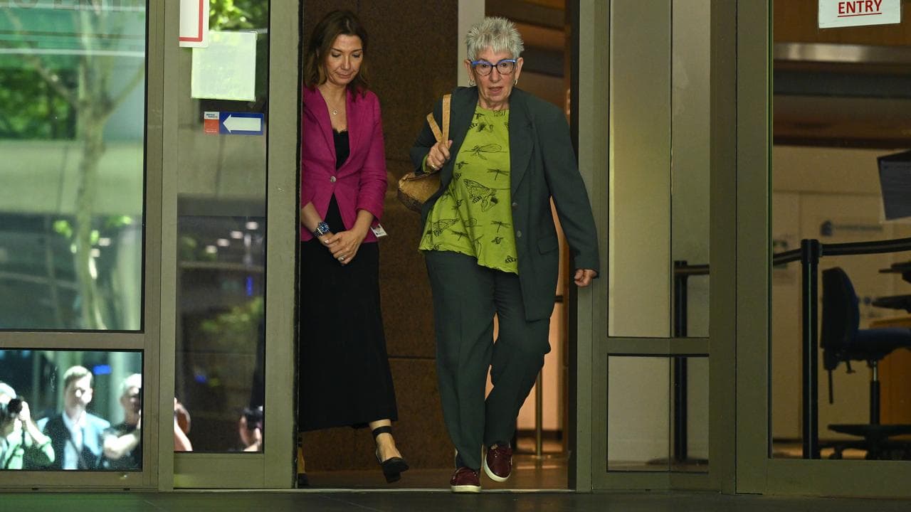 Gayle Armstrong, sister of Suzanne Armstrong