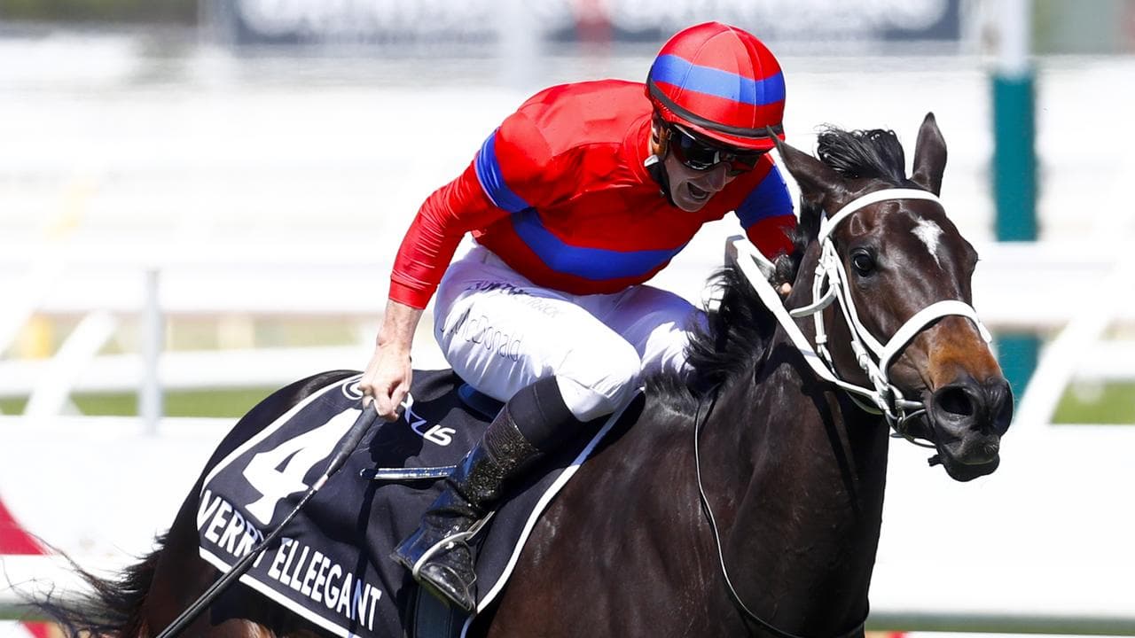 James McDonald riding Verry Elleegant.