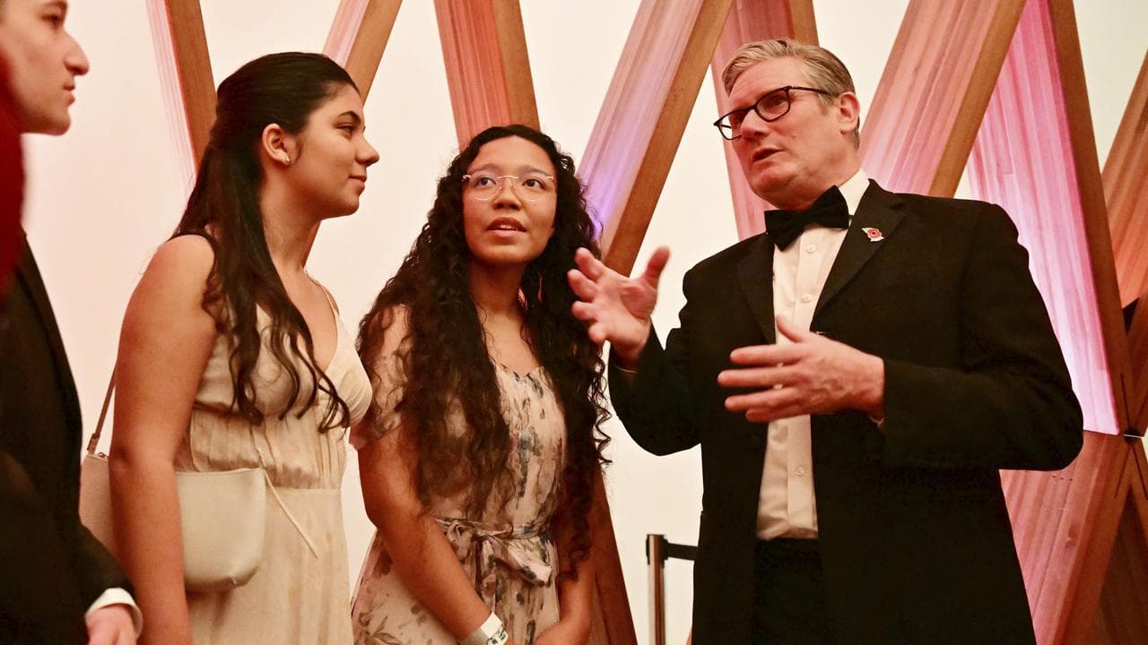 UK Prime Minister Keir Starmer talks with Earthshot Prize finalists