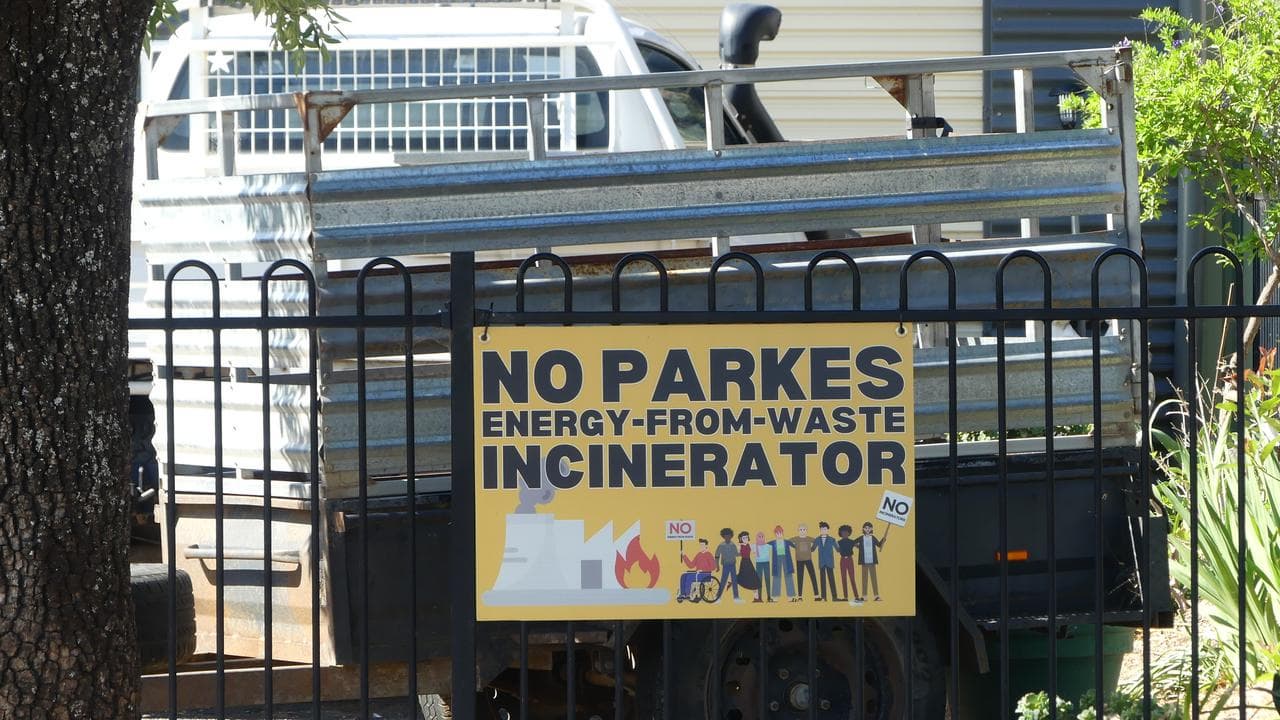 A sign protesting a proposed energy-from-waste facility in Parkes