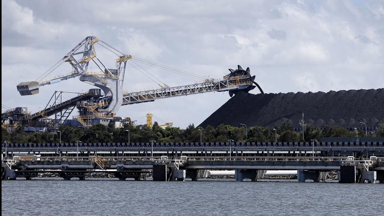 Coal loader in a port