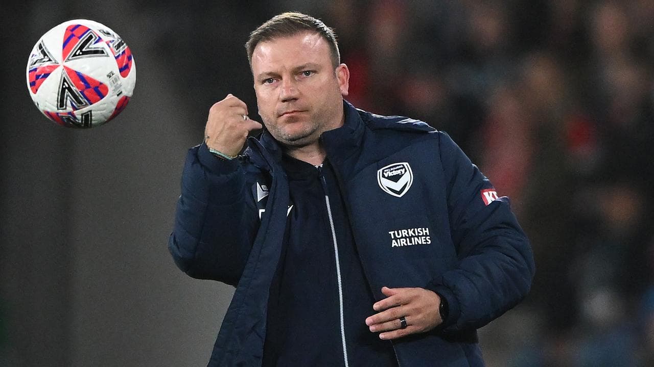 Melbourne Victory coach Arthur Diles