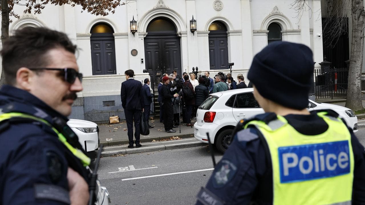 Police on patrol at the East Melbourne Synagogue