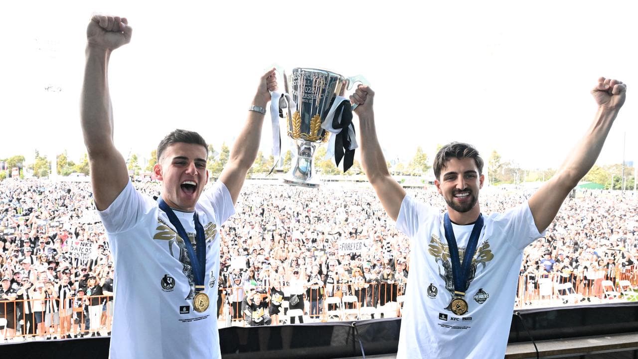 (L-R) Nick and Josh Daicos.