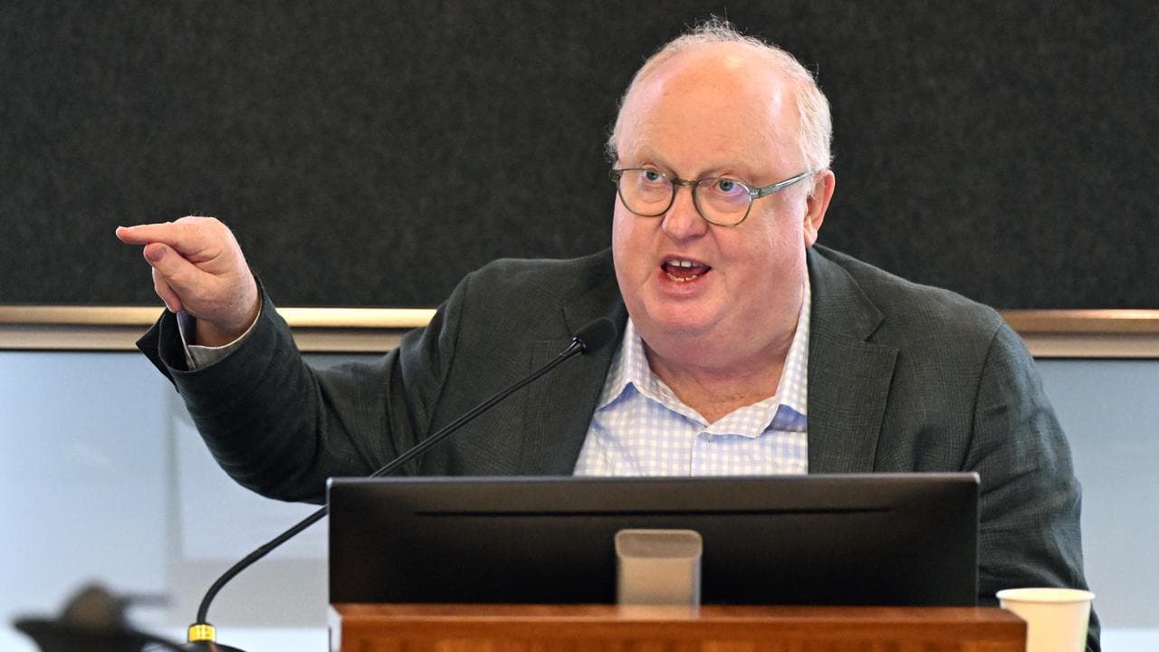 Geoffrey Watson SC gives evidence at a CFMEU inquiry in Brisbane