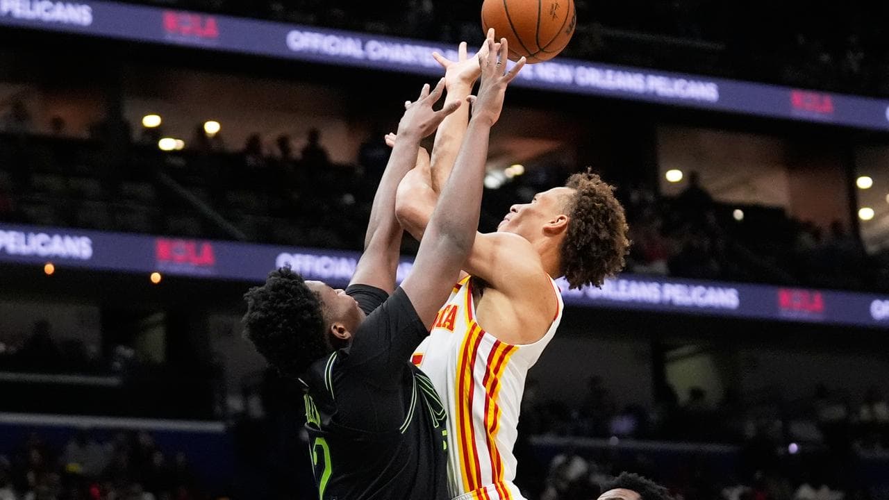 (L-R) Derik Queen and Dyson Daniels.