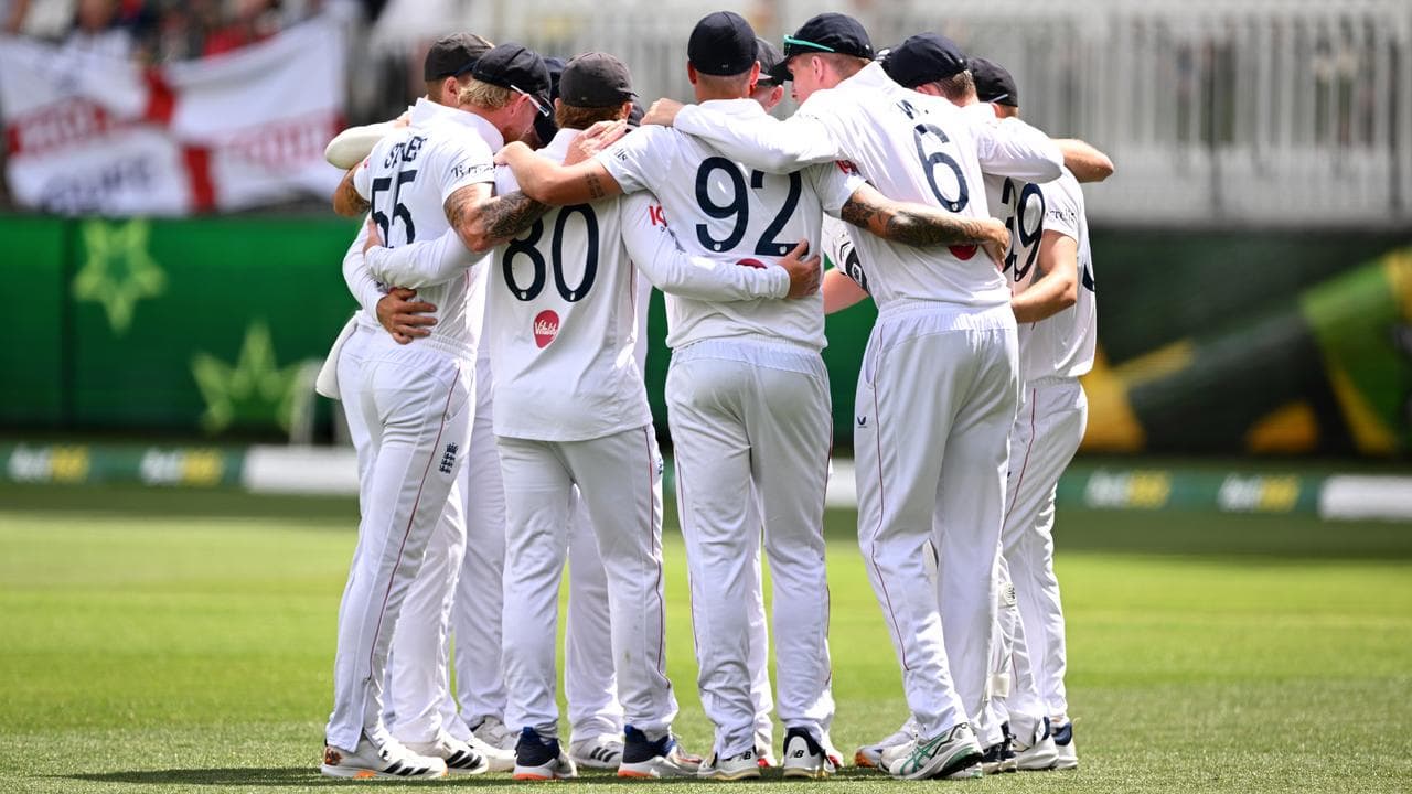 England players went into a huddle in Perth