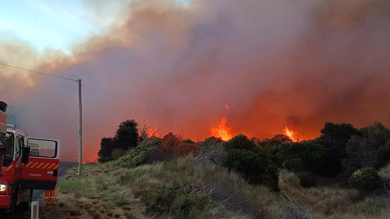 A bushfire at Dolphin Sands