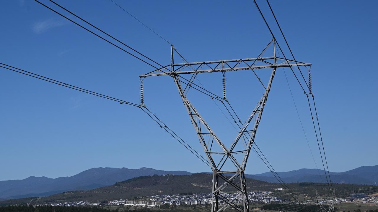 Overland power cables