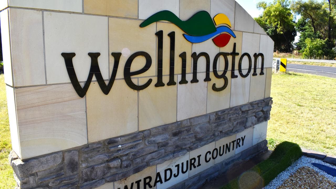 Wellington sign (file)