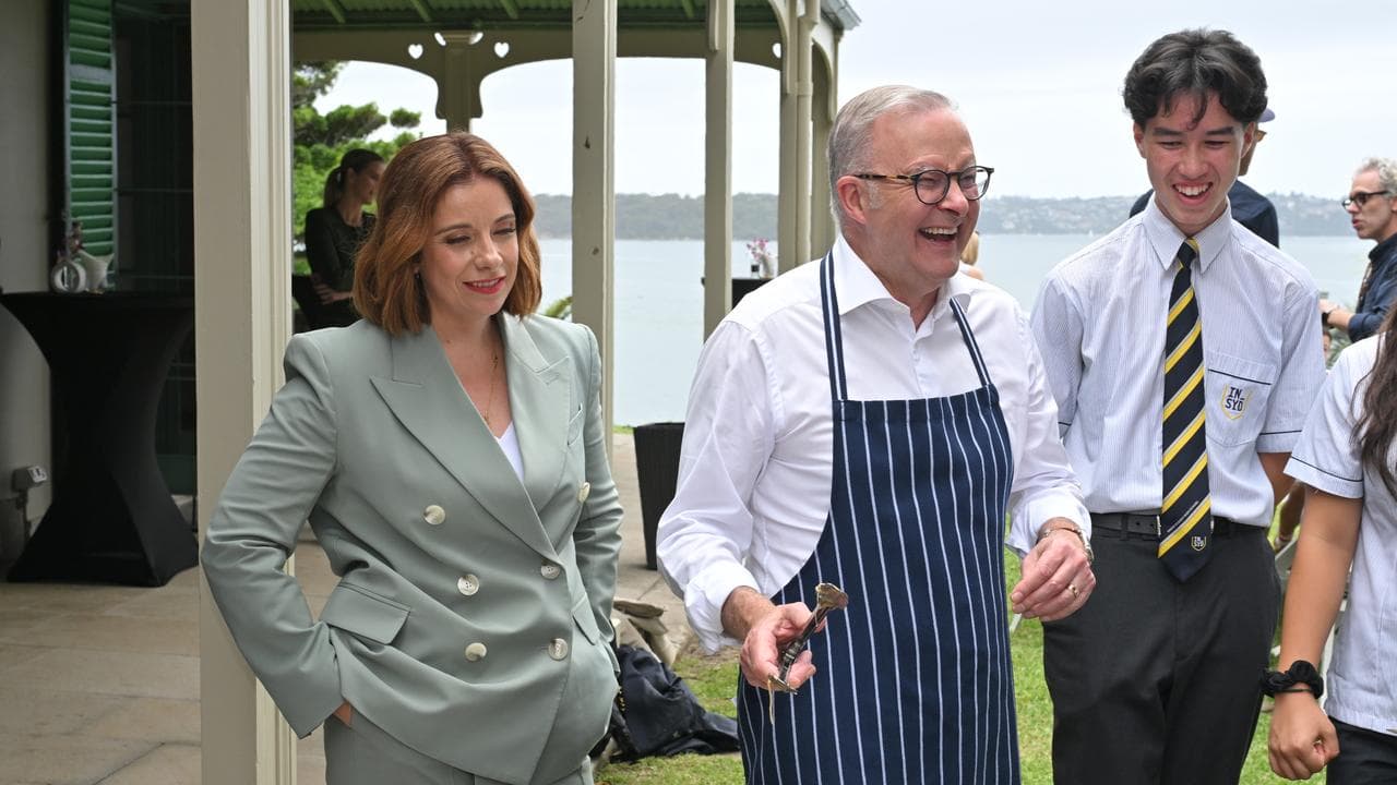 Anthony Albanese, Anika Wells and teen Paulo Da Rosa Delaney