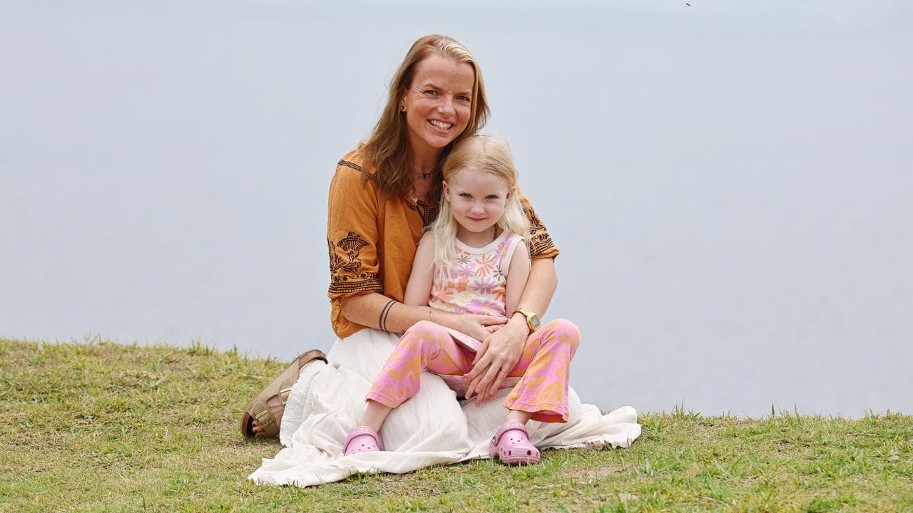 Jade King pictured with her daughter Juniper King-Willis